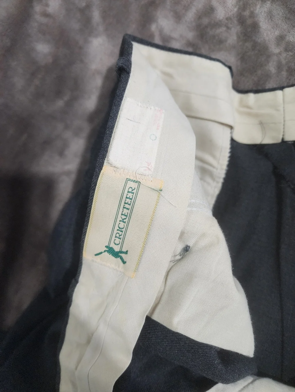 Classic Men's Gray Wool Dress Pants - Picture 2 of 3